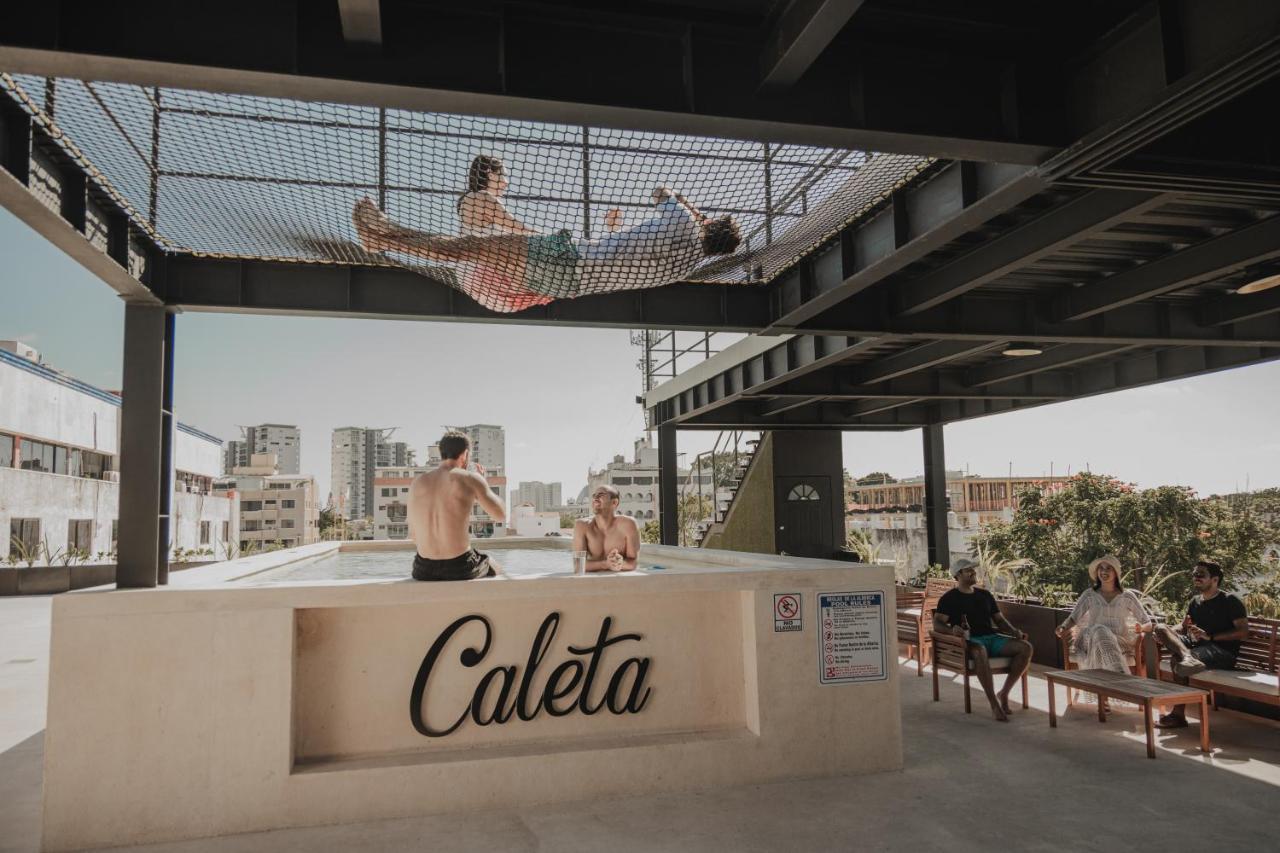 Caleta Hostel Rooftop & Pool Канкун Екстер'єр фото