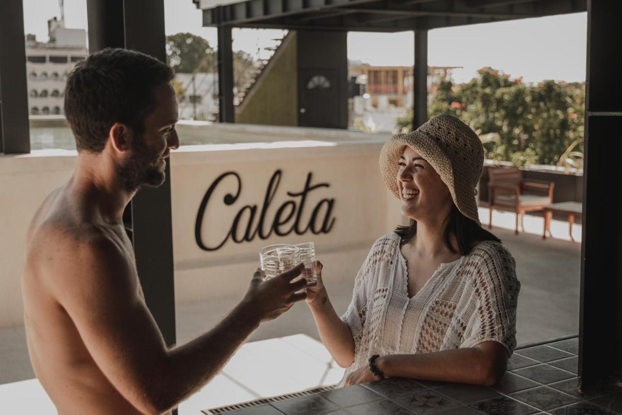 Caleta Hostel Rooftop & Pool Канкун Екстер'єр фото