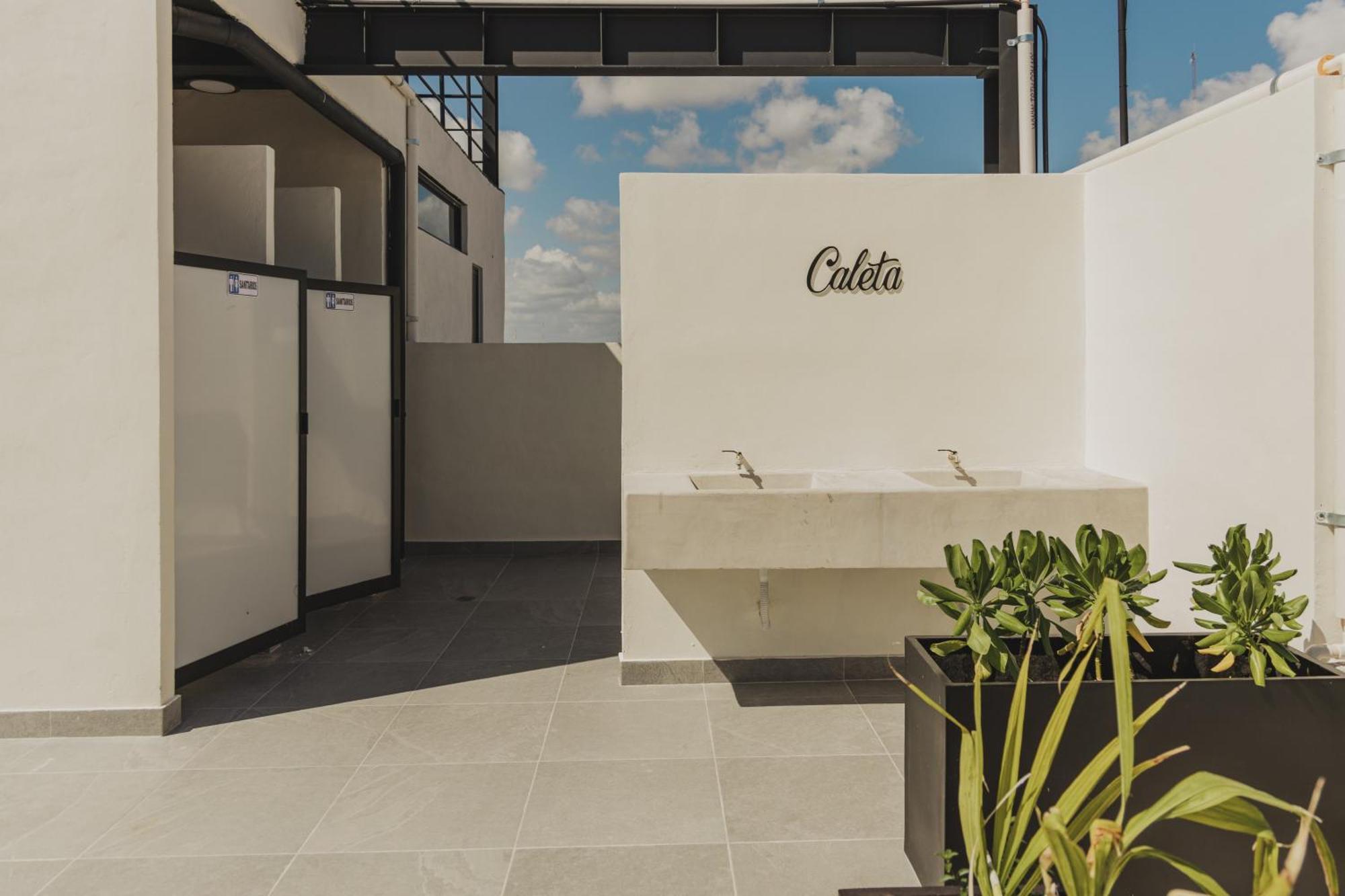 Caleta Hostel Rooftop & Pool Канкун Екстер'єр фото